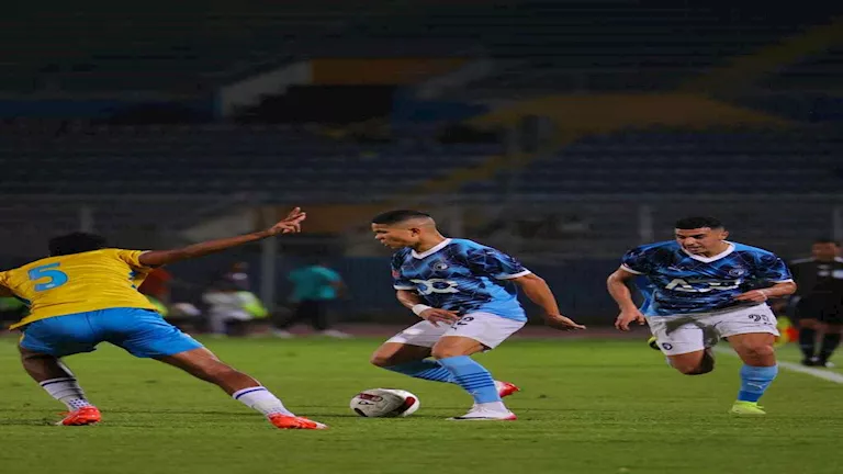 بيراميدز يتخطى الإسماعيلي بفوز أول في الدوري وسط حالتي طرد