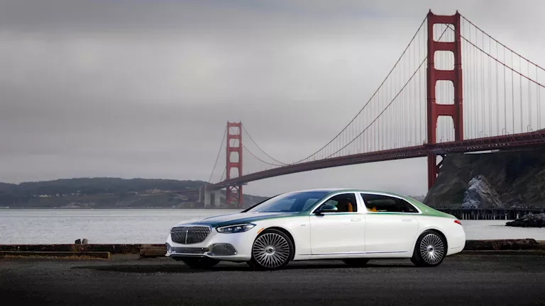 مرسيدس تطلق سيارتها مايباخ S الجديدة بمستوى فخامة غير مسبوق.. شاهدها 