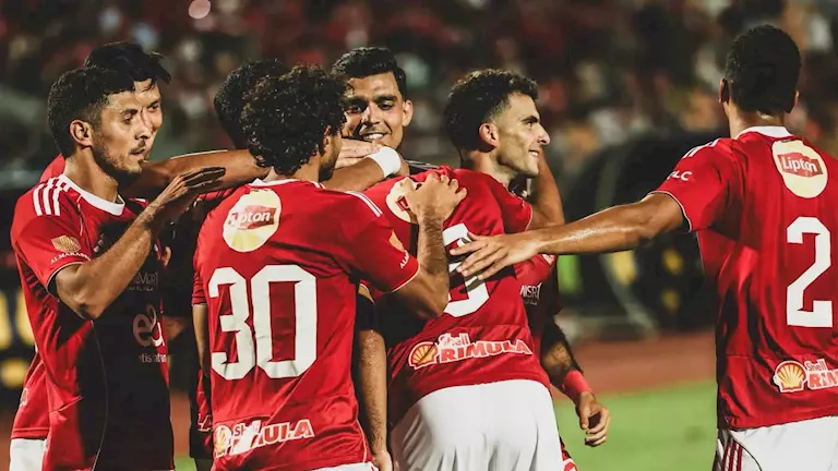 أسامة هلال يتولى مؤقتًا إدارة التعاقدات بالنادي الأهلي
