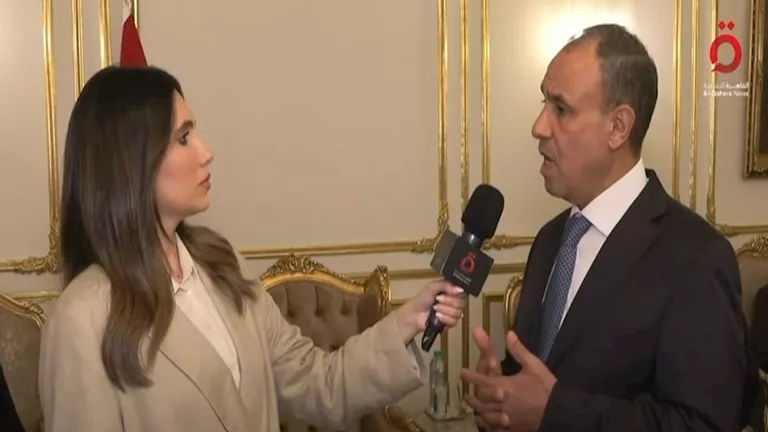 وزير الخارجية: مصر تمد يد العون لغزة.. وعلى إسرائيل رفع الحصار وفتح ال