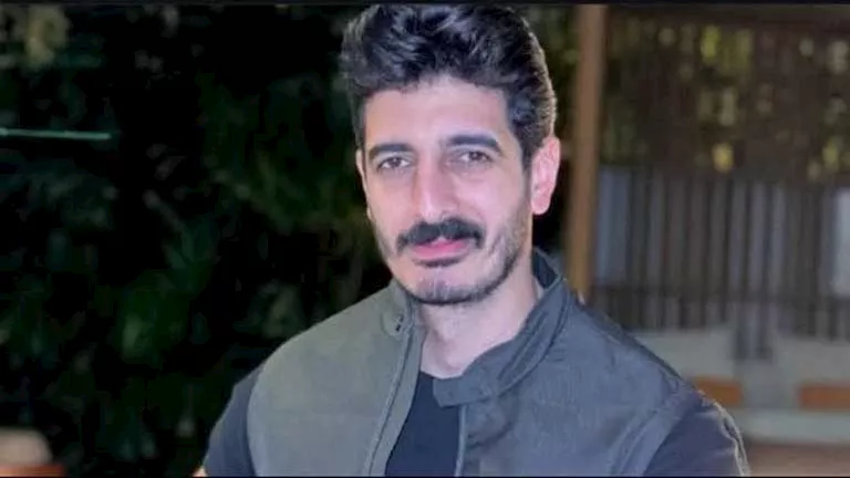 قرار جديد في اتهام البلوجر "شاكر محظور" بنشر محتوى خادش