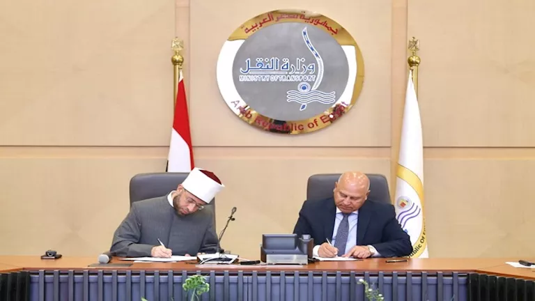 بروتوكول بين “النقل والأوقاف” للتوعية بآداب الطرق والتعامل مع وسائل ال