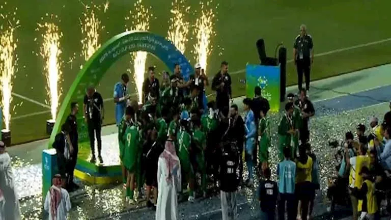 السعودية تتوج بكأس الخليج تحت 20 عامًا بعد انتصارها على اليمن 3-1
