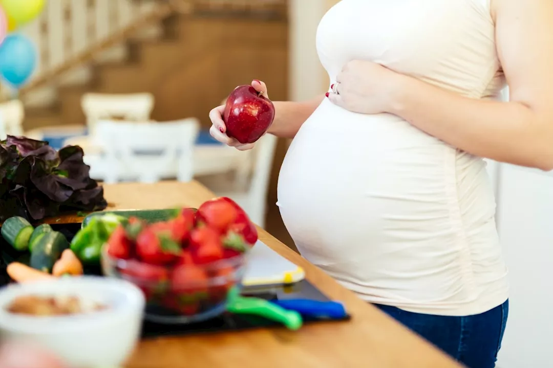التغذية خلال فترات الحمل