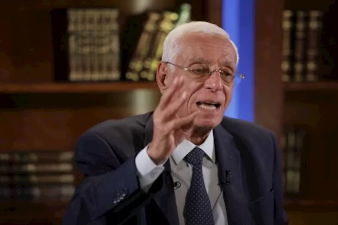 حسام موافي يكشف سبب معاناة المدخنين من انتفاخ البطن دائمًا