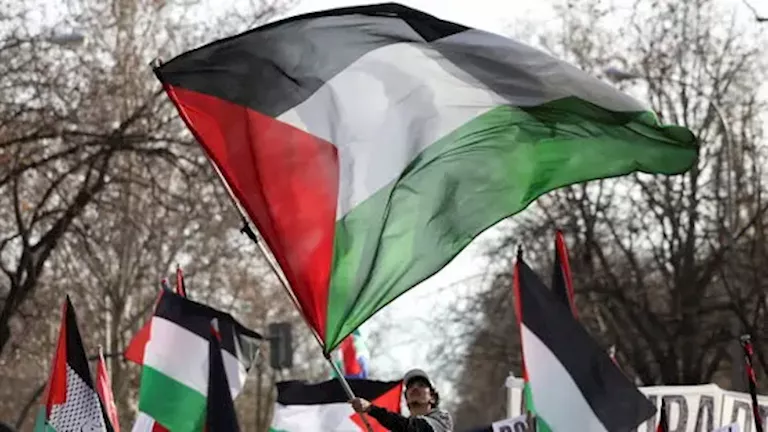 رويترز: معظم الأمريكيين يؤيدون اعتراف الولايات المتحدة بالدولة الفلسطي