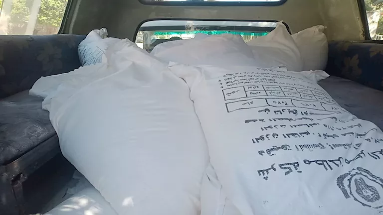 مباحث التموين تلاحق تجار "الدقيق المدعم" و8 طن في قضبة الأمن