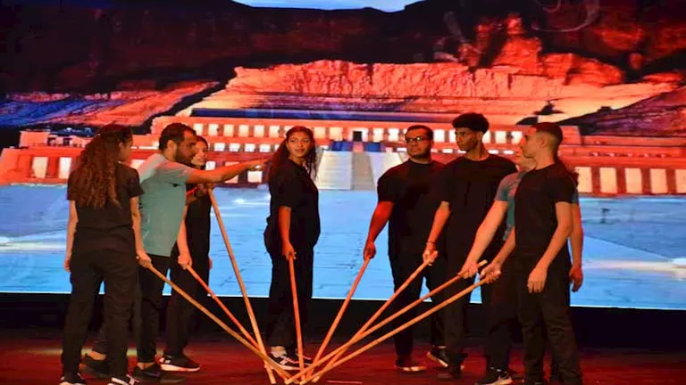 افتتاح مهرجان إيزيس لمسرح المرأة بحضور نجوم الفن واحتفاء بسميحة أيوب