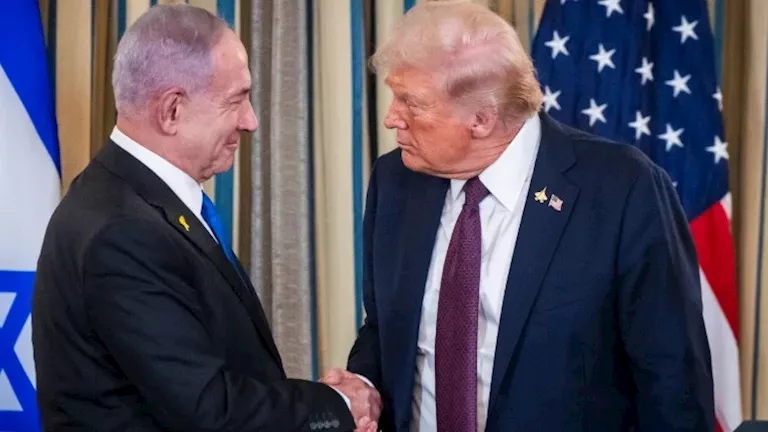 هل تٌحاول إدارة ترامب منع نتنياهو من إلغاء اتفاق غزة واستئناف الهجوم ع