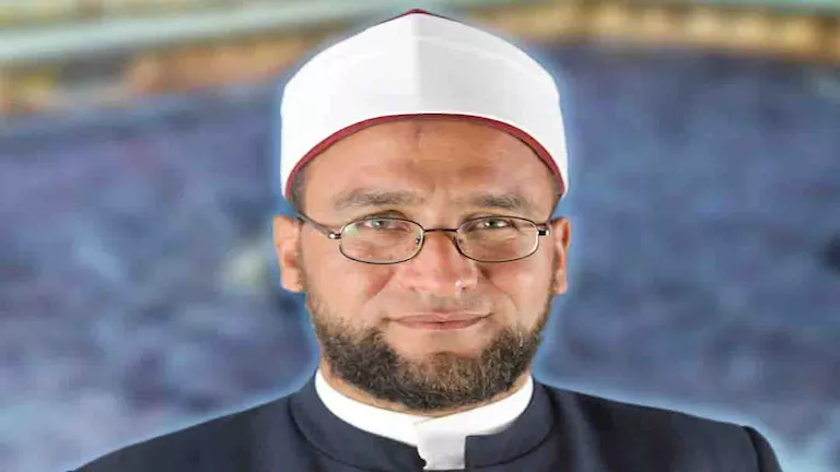 الشيخ أحمد خليل يرد على الفنانة أمل حجازي: هل لم يطلب الله من النساء ت