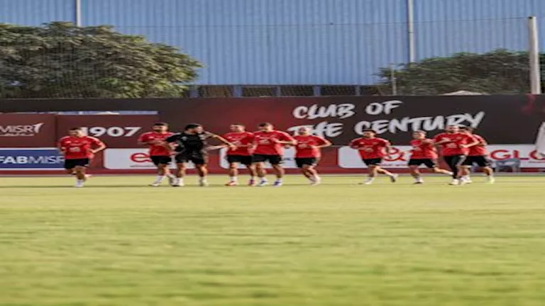 العروض الأوروبية تنهال على 4 لاعبين من الأهلي العروض الأوروبية تنهال على 4 لاعبين من الأهلي