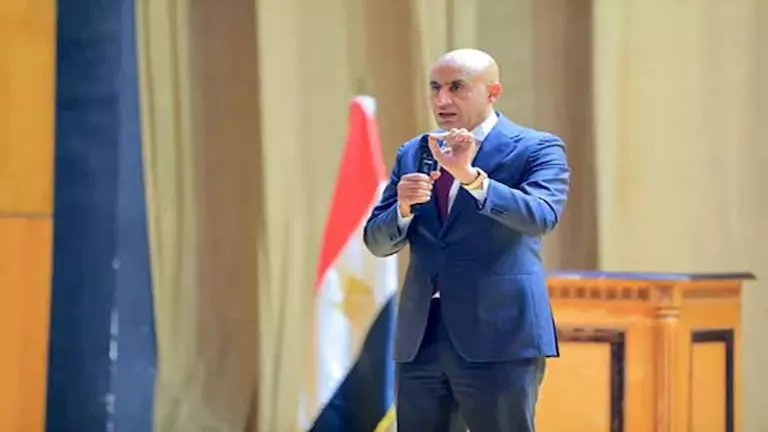 وزير التربية والتعليم والتعليم الفني