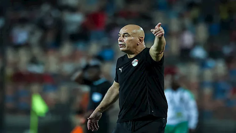 استدعاء ثنائي الأهلي والزمالك لمعسكر منتخب مصر بسبب الإصابات