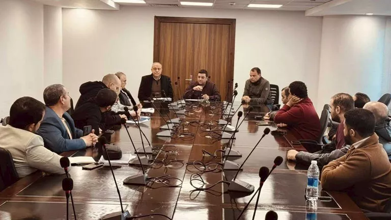 رئيس جهاز القاهرة الجديدة يجتمع مع مُلّاك بيت الوطن لبحث مطالبهم 