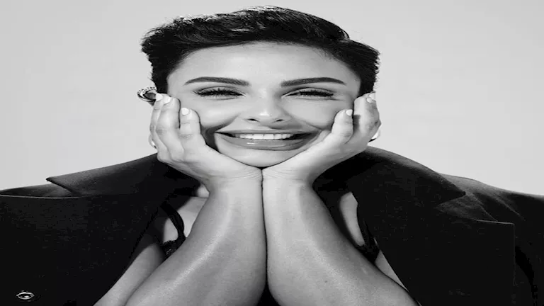 ⭕ ميس حمدان في جلسة تصوير بالأبيض والأسود