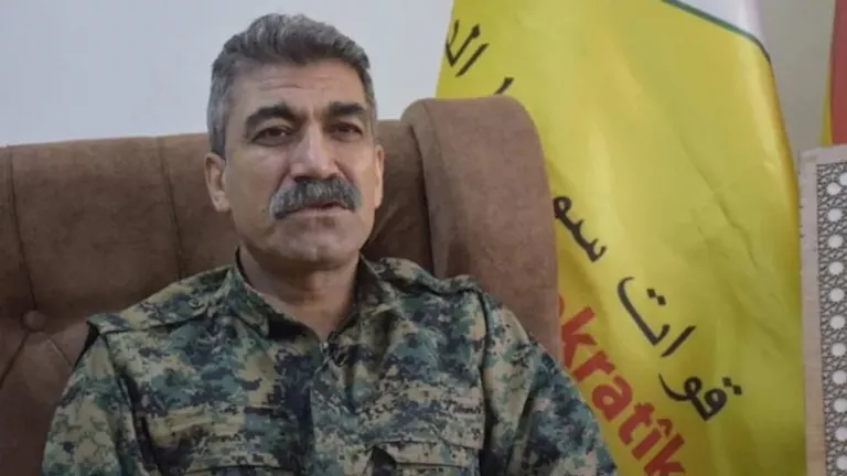 سوريا.. قائد كردي يدعو واشنطن للتدخل بشكل “أقوى” ويستنجد بإسرائيل