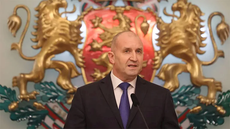 رئيس بلغاريا يعلن تنحيه عن منصبه