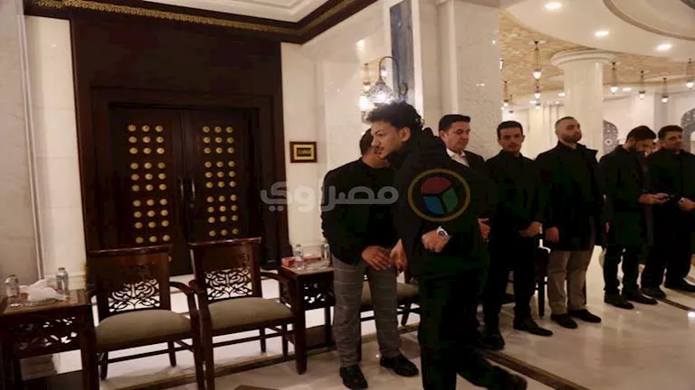 حودة بندق في عزاء والد الموزع الموسيقي أحمد إبراهيم (2)