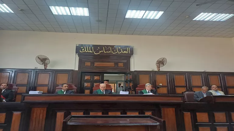 مصر – حساب وهمي يؤدي إلى الابتزاز.. قصة المعالج المزيف بأسيوط