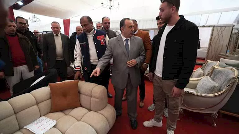 افتتاح معرض أثاث دمياط بأسيوط بتخفيضات تصل لـ 35% -صور