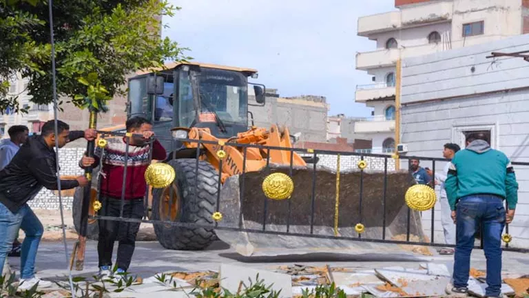 8 تكليفات من محافظ الإسكندرية لحل أزمة المرور بالكيلو 21 (صور)