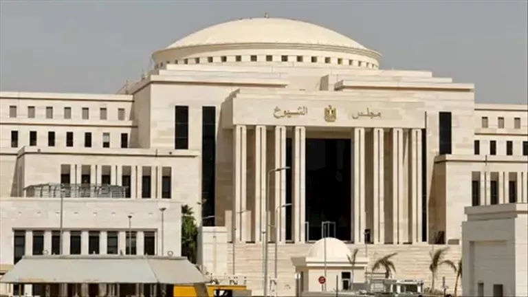 نائب يطالب بوقفة مع شروط وتنسيق القبول في كليات الطب