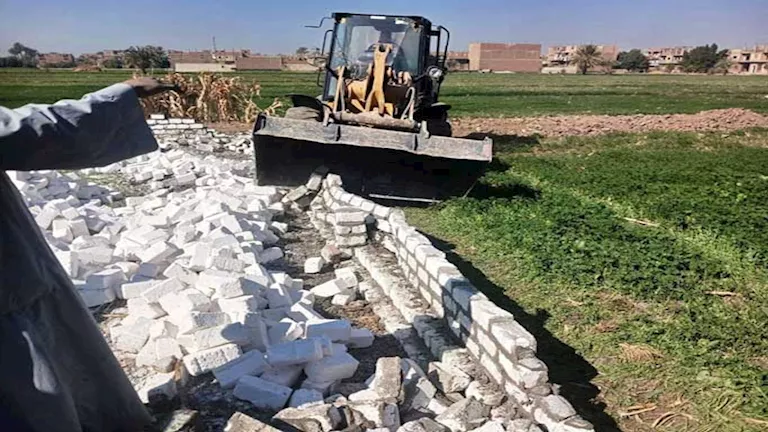 إزالة 1047 حالة تعدِِ على أملاك الدولة والأراضي الزراعية بسوهاج