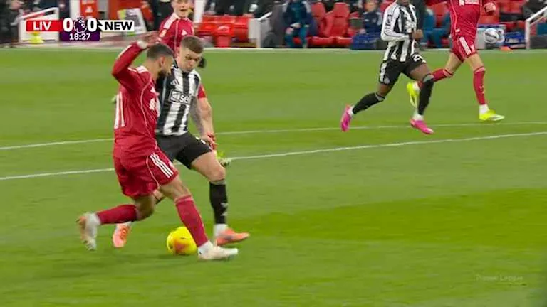 بث مباشر ليفربول ضد نيوكاسل في الدوري الإنجليزي