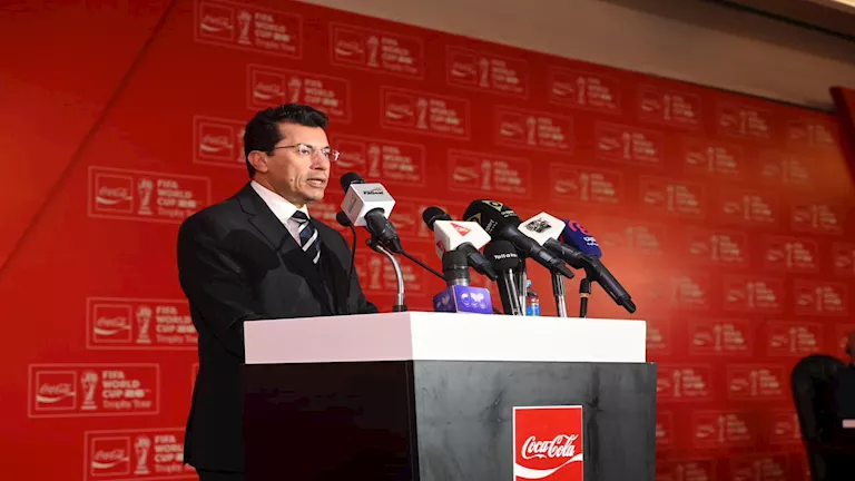 وزير الرياضة: صلاح أشاد بإنجازنا.. وسندعم المنتخب بقوة في كأس العالم وزير الرياضة: صلاح أشاد بإنجازنا.. وسندعم المنتخب بقوة في كأس العالم