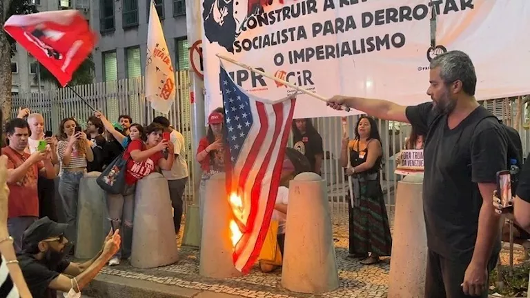 تحت شعار ترامب اخرج من فنزويلا.. احتجاج في البرازيل ضد الهجمات على فنز