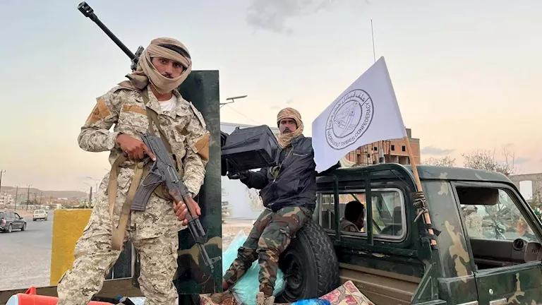 انسحاب قوات المجلس الانتقالي من جميع مديريات عدن 