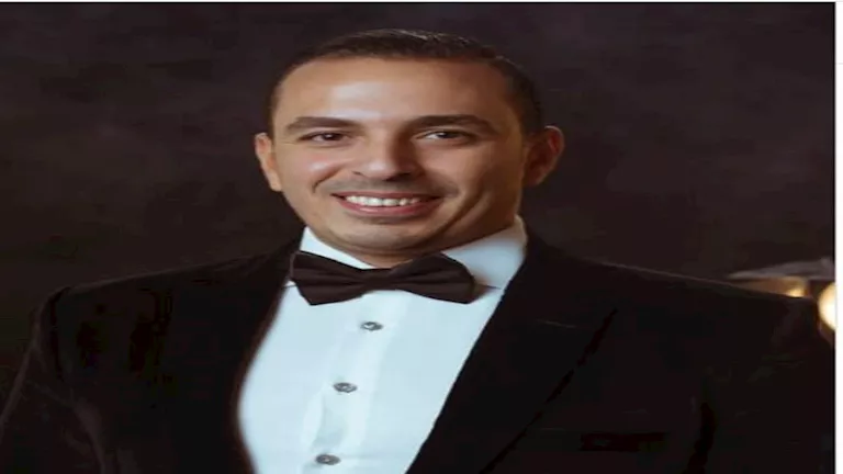 عمرو كمال مشرفا عاما على مشروع مسلسل "القصة الكاملة" 