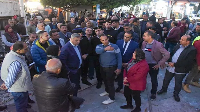 بدء إزالة كوبري مشاة سيدي جابر.. والمحافظ: إجراءات فنية لتحسين حركة ال