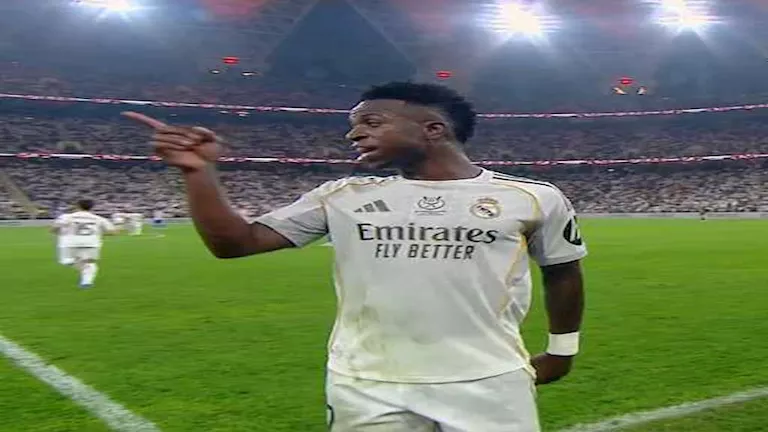 أول تحرك من يويفا بعد تعرض فينيسيوس للعنصرية