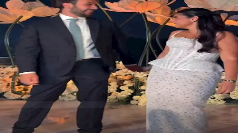 ابنة الفنانة غادة عادل في حفل خطوبتها