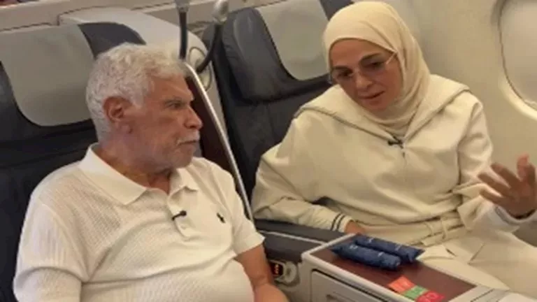 منى عبد الغني مع حسن شحاتة_4