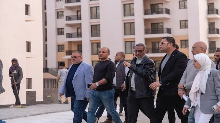 وزير الإسكان يتفقد مشروع Bliss Gate بالشيخ زايدوزير الإسكان يتفقد مشرو