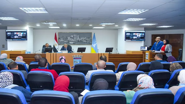 مصر – بالتعاون مع الأمم المتحدة محافظة الإسكندرية تناقش مواجهة المخاطر المناخية