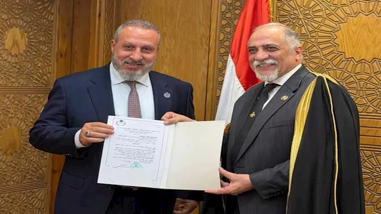 الأعلى للطرق الصوفية يعتمد الطريقة الأكبرية الحاتمية 