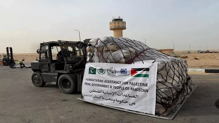 باكستان تعلن إرسال شحنة جديدة من إمدادات الإغاثة إلى قطاع غزة