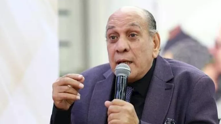 الفنان منير مكرم