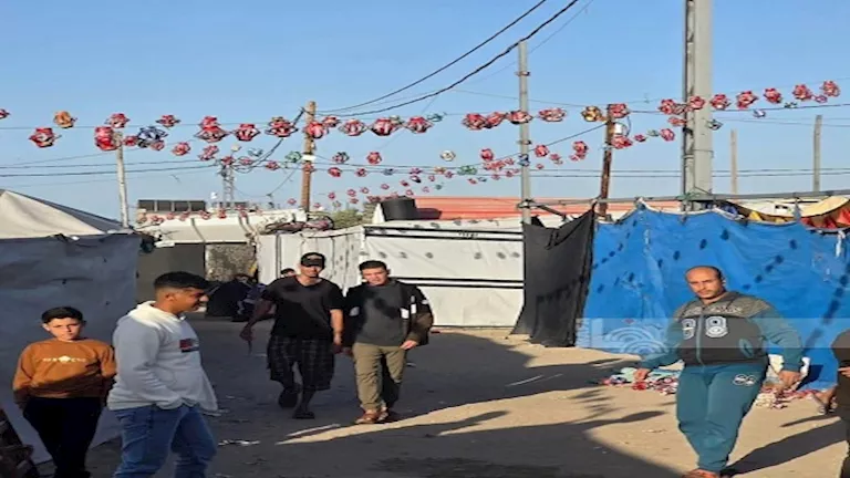 مع اقتراب رمضان.. أطفال غزة: نصنع سعادتنا فلا يأس في أرضنا- صور وفيديو 5 أطفال غزة يستعدون لاستقبال شهر رمضان