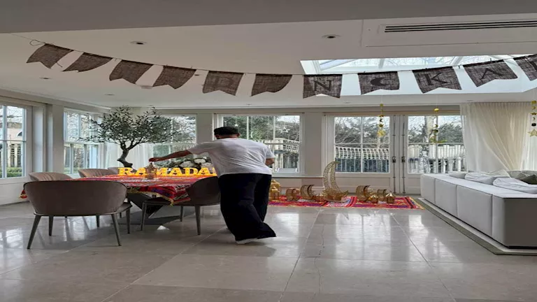 محمد صلاح يحتفل بشهر رمضان