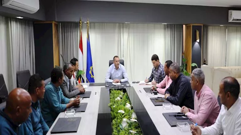 محافظ أسوان: إجراءات سريعة لتحويل المحافظة لوجهة سياحية عالمية (صور)