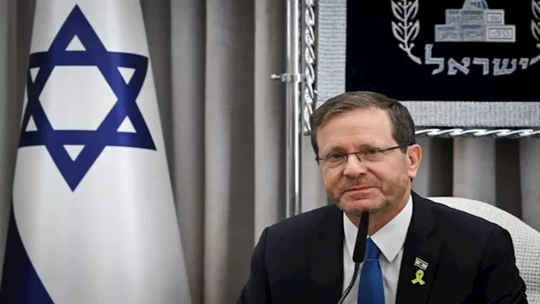 الرئيس الإسرائيلي يهنئ الشعب الإيراني بحلول رمضان 