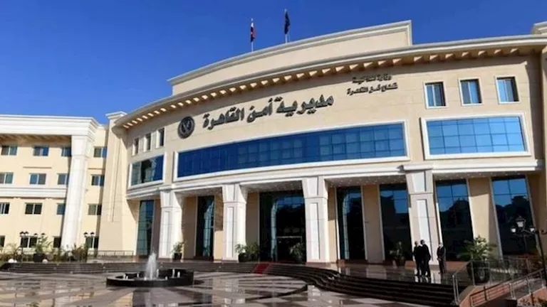 الحكم على أسرة من أب ونجلين في قضايا نصب وشيكات