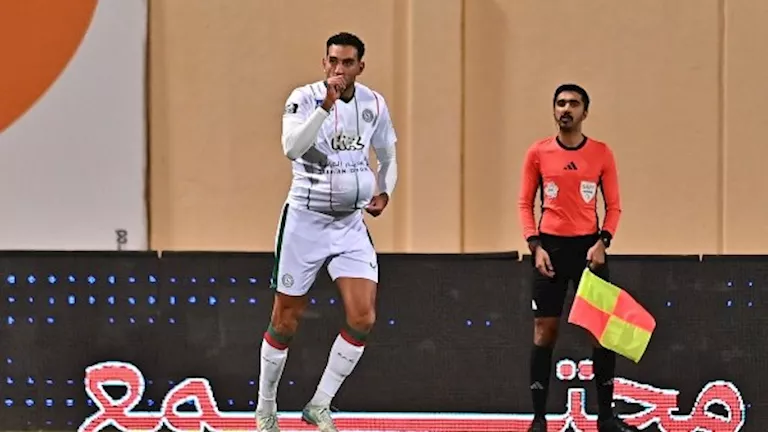 أحمد حسن كوكا يشارك في هزيمة الاتفاق بثلاثية أمام الحزم بالدوري