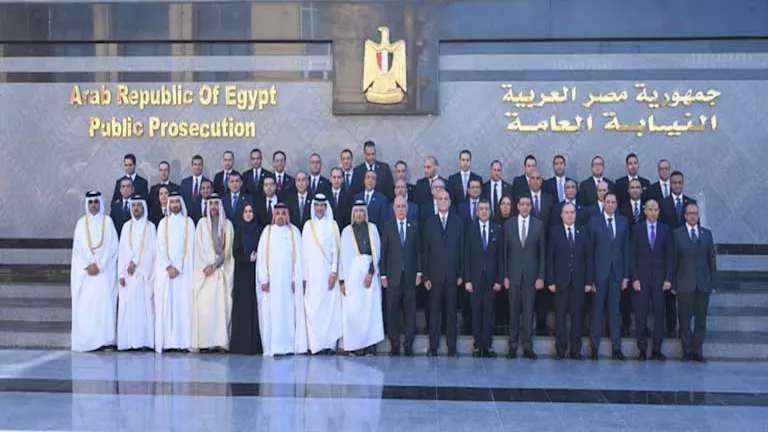 النائب العام يستقبل نظيره القطري ويشهدان توقيع مذكرة تعاون في مجال التدريب القضائي 