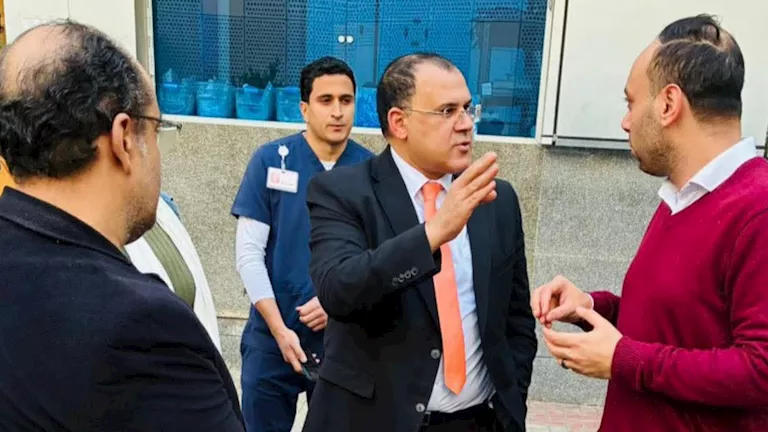 مصر – مدير الرعاية الصحية ببورسعيد يؤكد على انتظام الطاقم الطبي