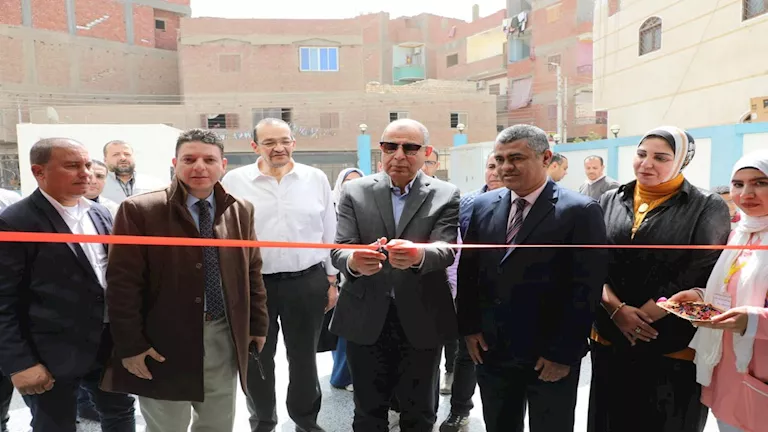محافظ المنيا يفتتح وحدة طب الأسرة ببني عبيد